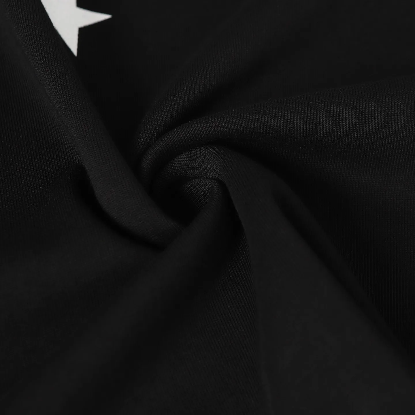 🅿️270 CH/Croxin new frayed printed long sleeves 280g double yarn fabric frayed on four sides Heavy fabric The neckline is made of icy Solona Loose fit Deep, wide and stylish No deformation or shrinkage Color: Black/White Size: XS-L